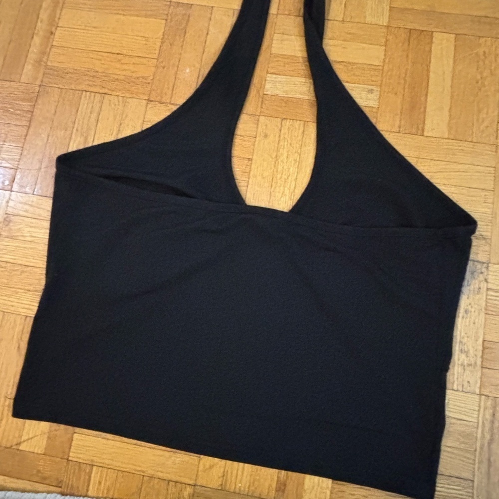 Crop top plus size halter top - Picture 4 of 5